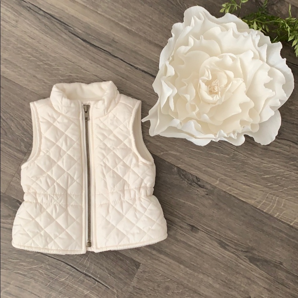 🦢Old Navy Fleece Lined Quilted Puffy Vest